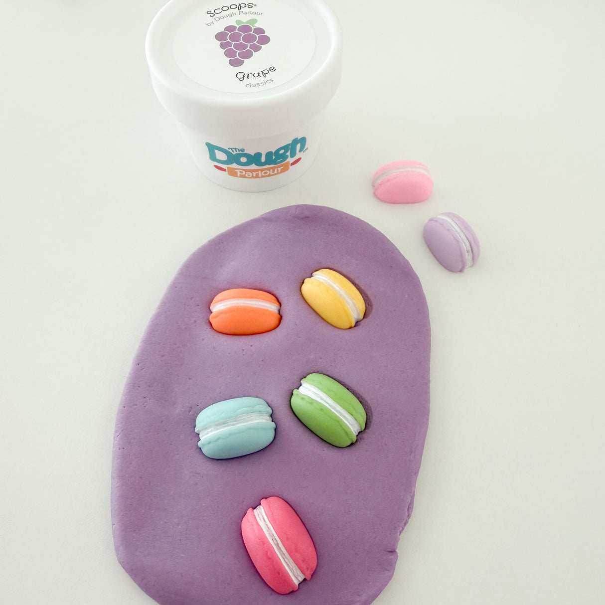 Macaron Dough Charms™