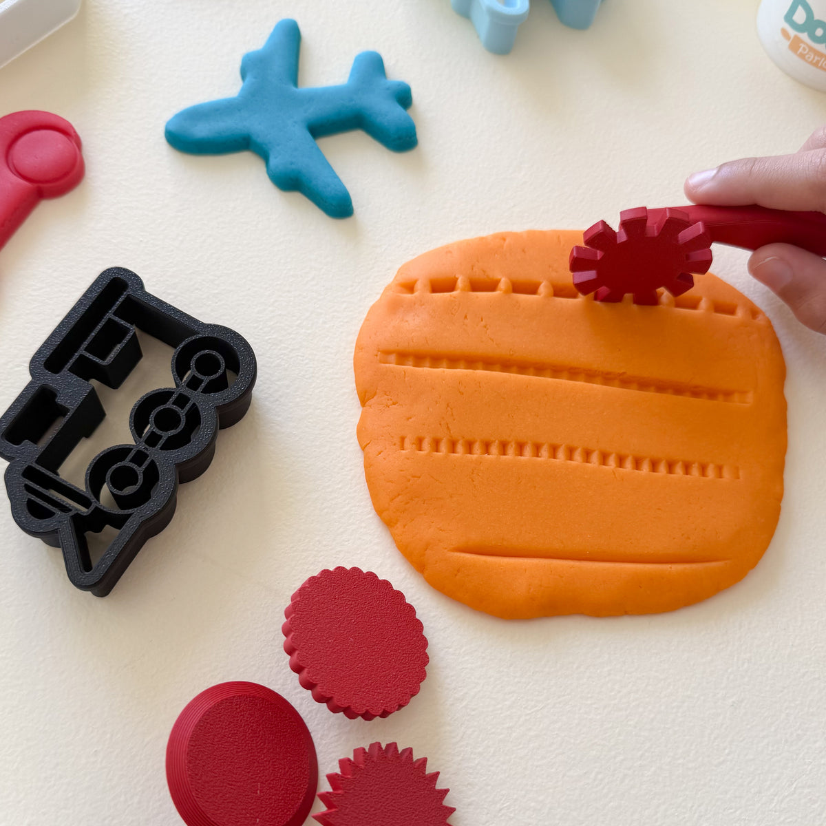 Things That Go Playbox™